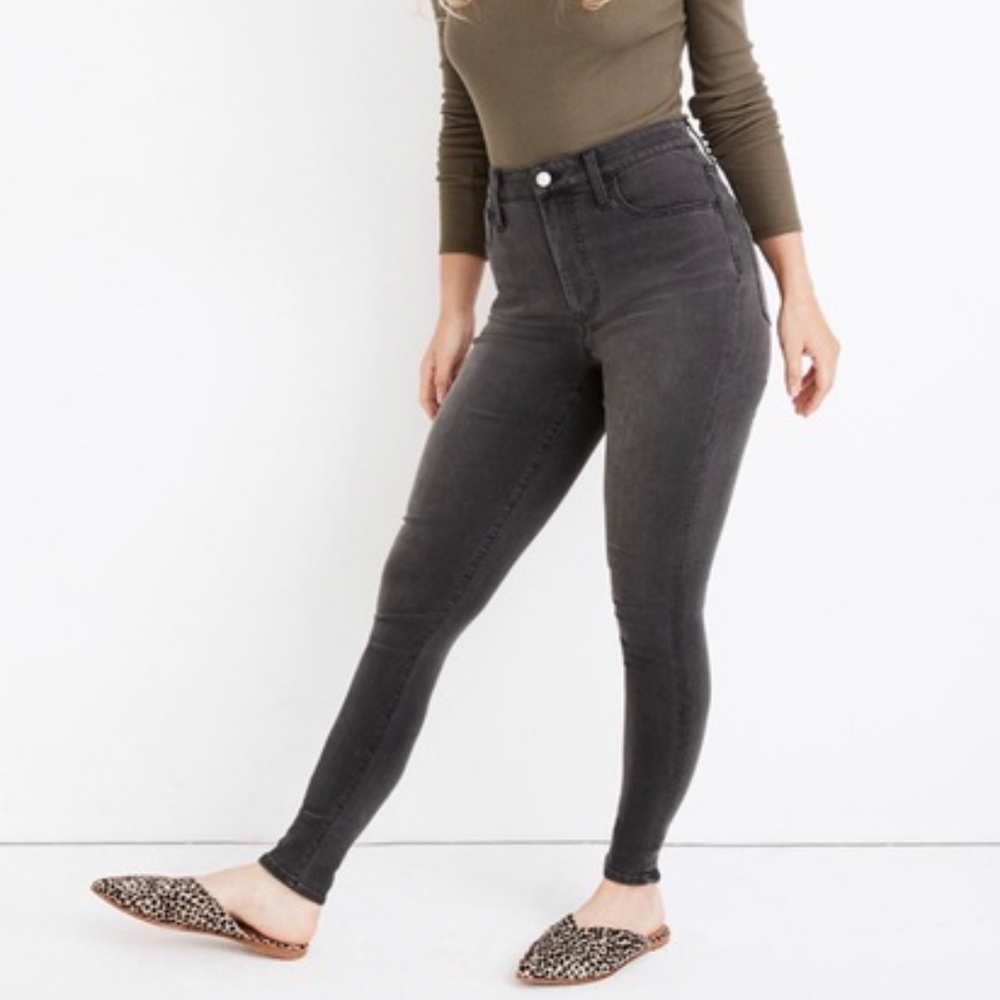 Curvy Roadtripper Supersoft Jeans in Ashmont Wash